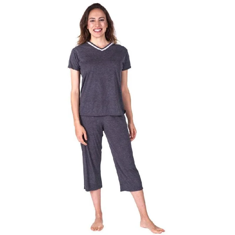 Women's Moisture Wicking V-Neck Capri Set