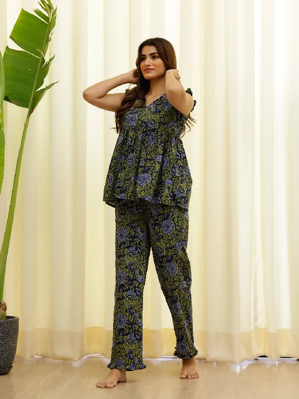 Green & Navy Blue Cut Sleeves Loungewear Set